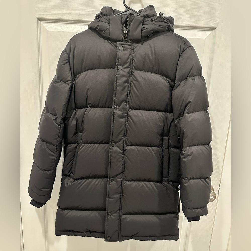 Aritzia 
Super World™
THE SUPER PUFF™ Mid - XS - Black